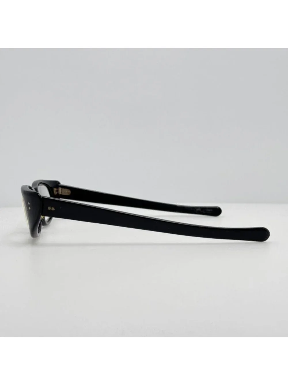 Unbranded this item